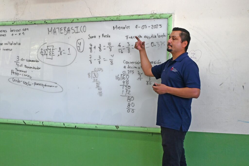 Inicia el curso de Matebásico de Patronato